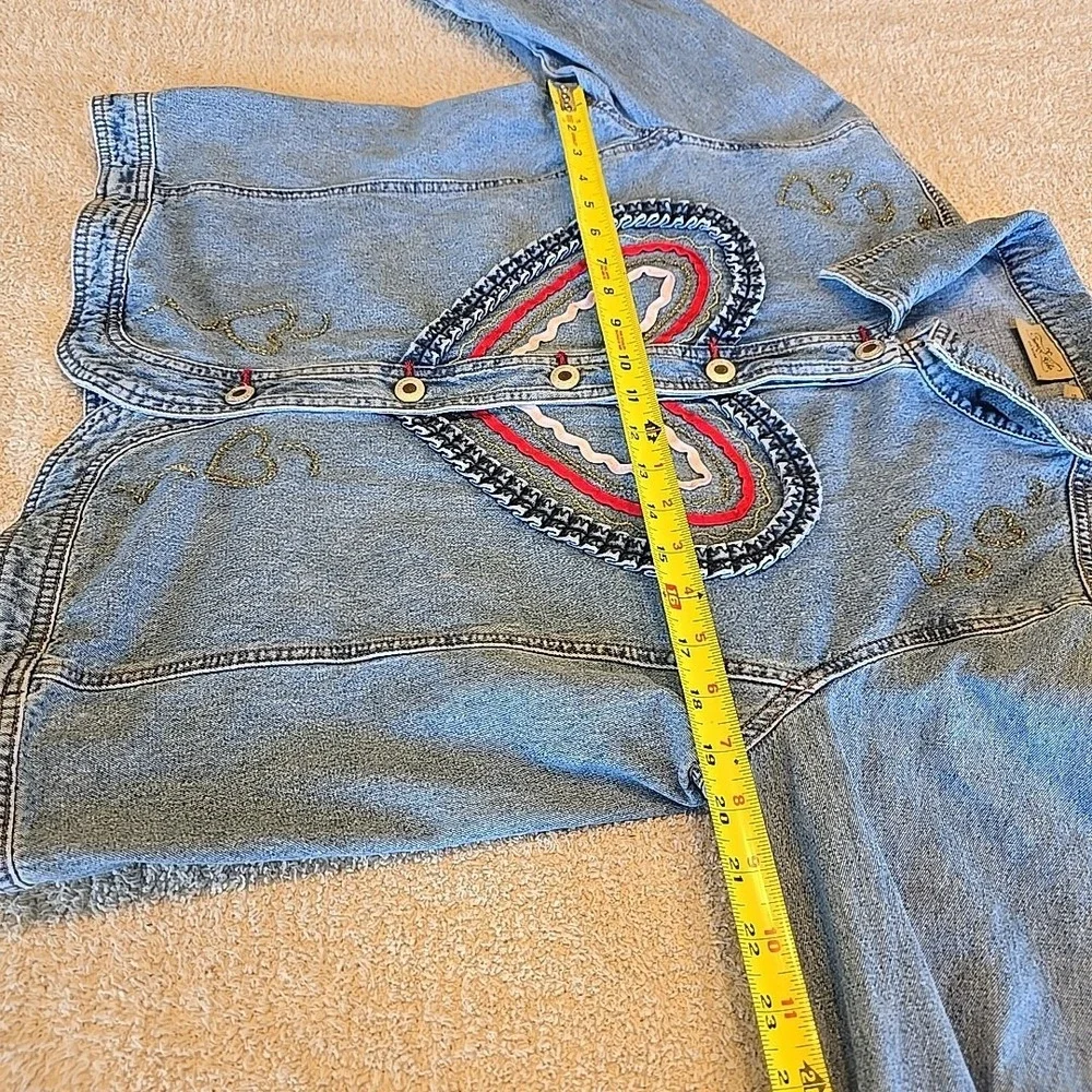 Crystal Kobe Denim Jacket With Fabric & Beaded Heart Designs Button-Up Size S‎